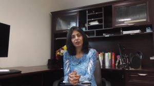 How women can get into leadership roles