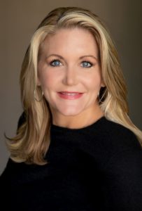 Linda Fisk Headshot vert 2