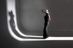 woman g62b3e87da 640